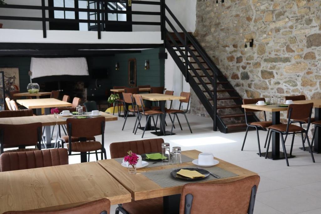 Le Relais De Porz Morvan Plomodiern Zewnętrze zdjęcie